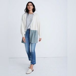 Madewell Edgewater Bubble-Sleeve Cardigan
Sweater in Colorblock